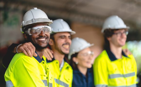Escolha a equipe ideal para sua obra