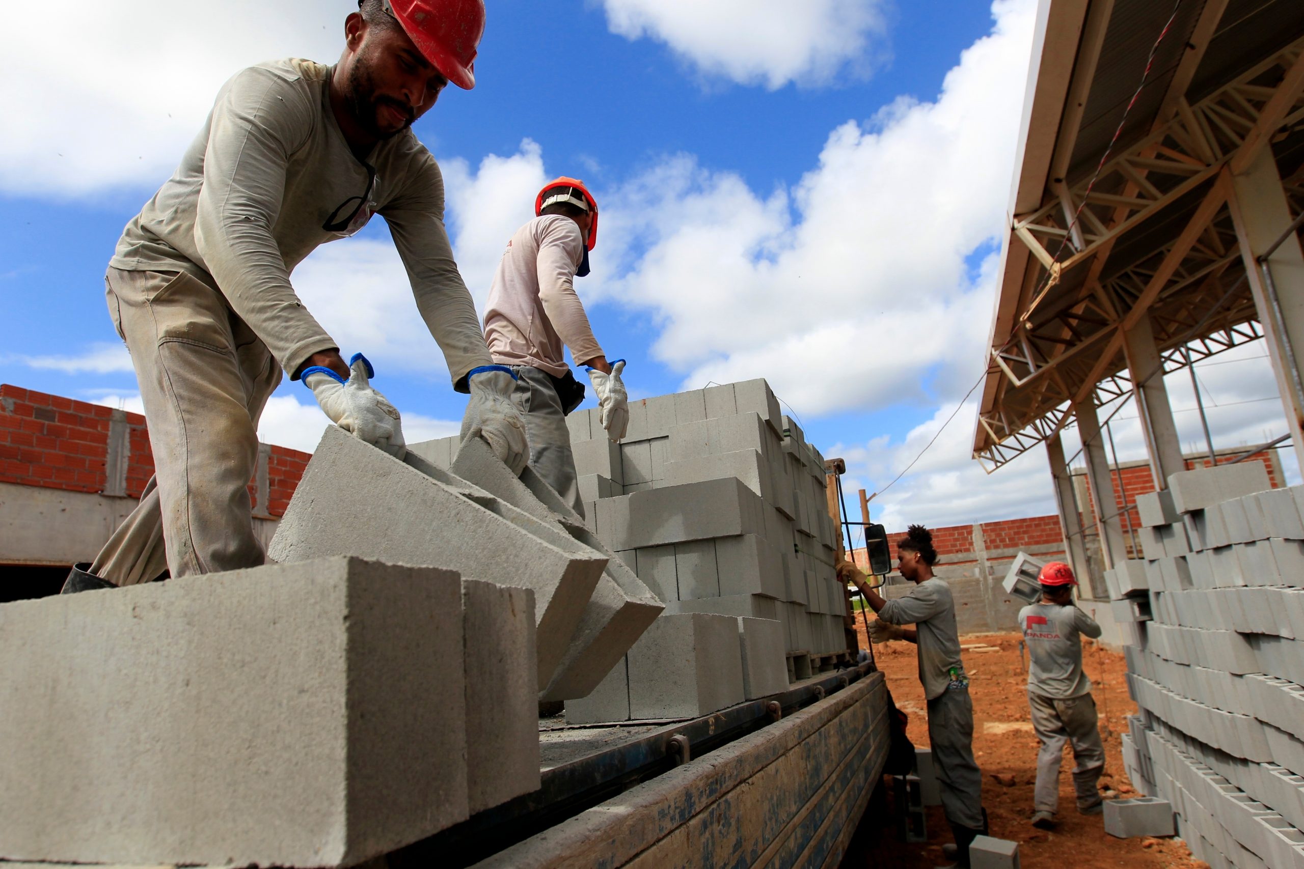 Como vencer o desafio da falta de qualificação na construção civil Como vencer o desafio da falta de qualificação na construção civil